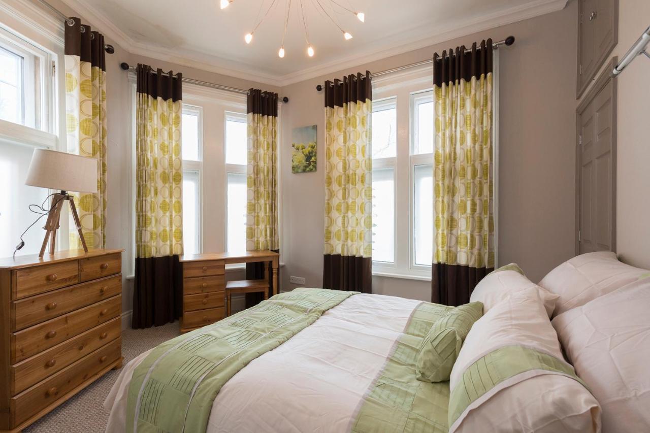 Ambrose Apartments Cheltenham Buitenkant foto